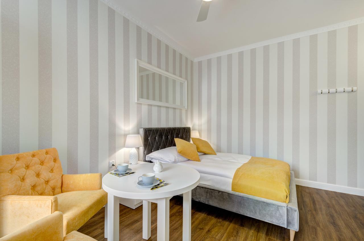 3 City Apartments - Solaro سوبوت المظهر الخارجي الصورة